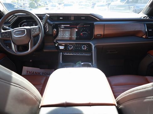 Used 2025 GMC Sierra 3500 Denali Ultimate image 22