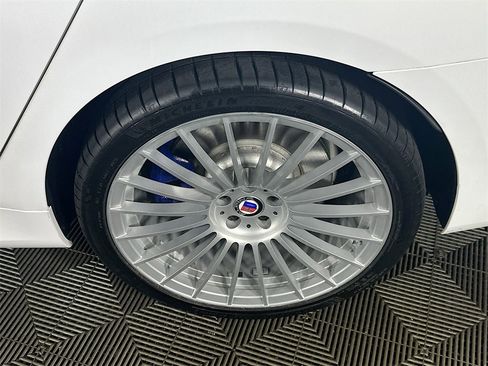 Used 2019 BMW ALPINA B7 xDrive w/ Luxury Rear Seating Package image 35