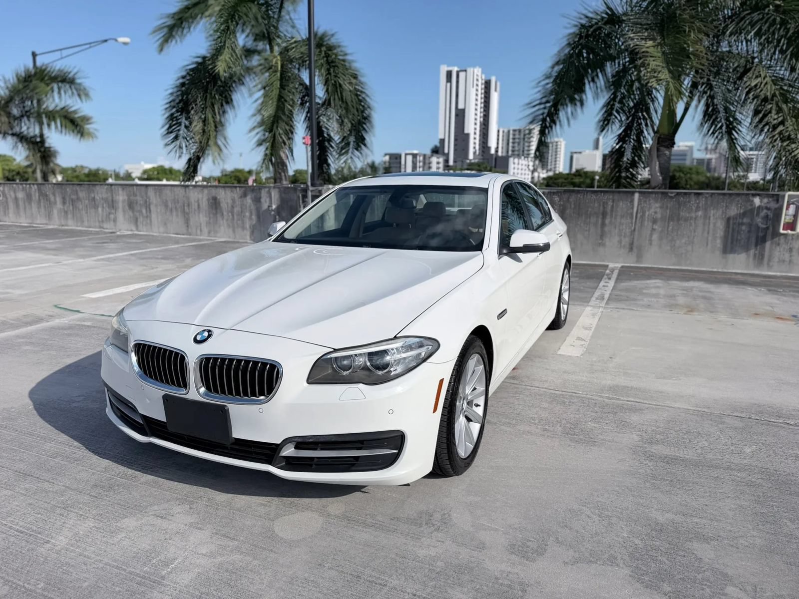 Used 2014 BMW 535i Sedan RWD image 1