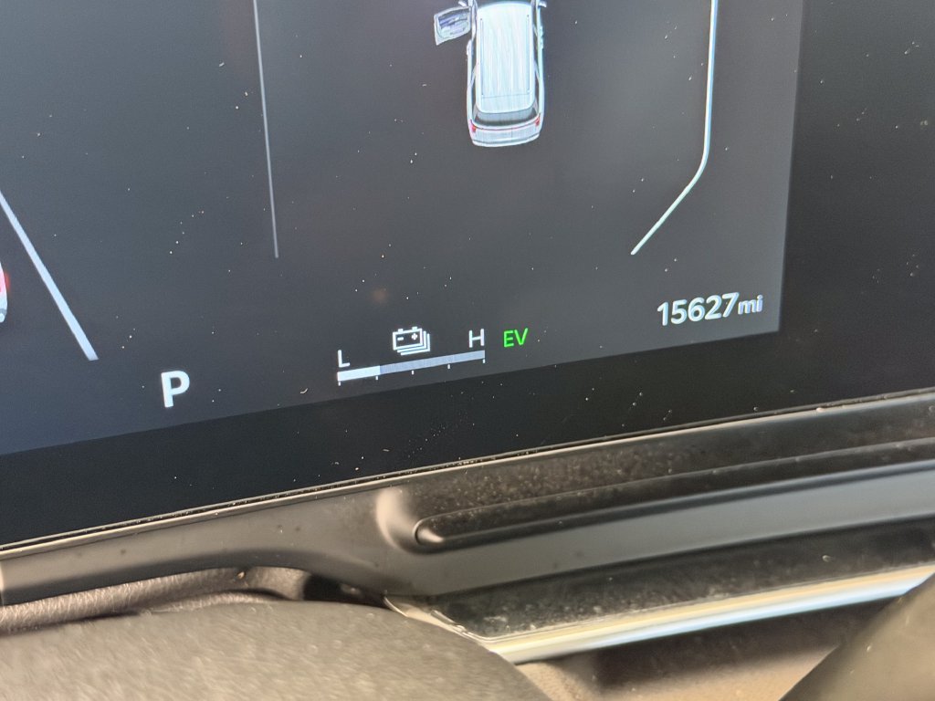 Used 2025 Kia Carnival SX FWD image 18