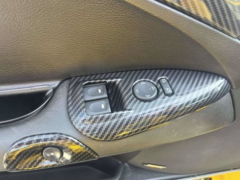 Used 2008 Chevrolet Corvette Coupe w/ Preferred Equipment Group RWD image 17