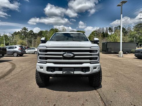 Used 2026 Ford F250 Platinum AWD/4WD image 12