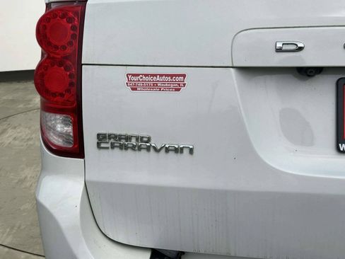 Used 2017 Dodge Grand Caravan SE w/ Power Window Group FWD image 37