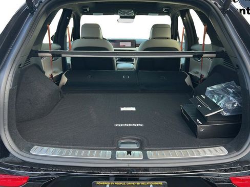 New 2026 Genesis GV70 3.5T Sport Prestige AWD/4WD image 10