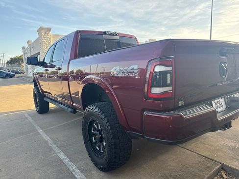 Used 2022 RAM 2500 Laramie w/ Night Edition AWD/4WD image 7