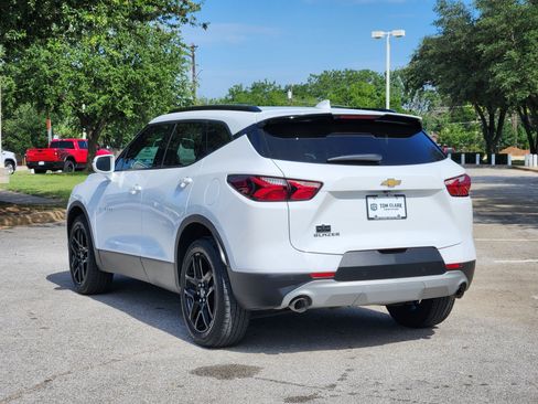Used 2019 Chevrolet Blazer LT FWD image 4