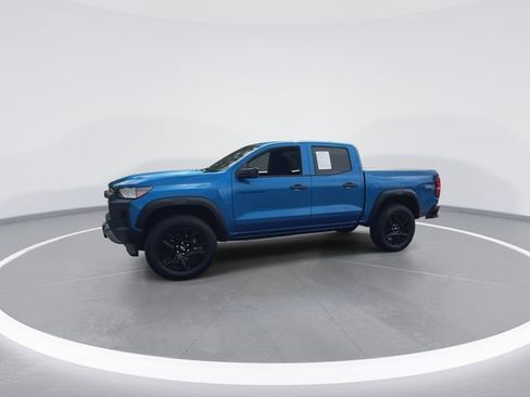 Used 2023 Chevrolet Colorado Trail Boss w/ Technology Package AWD/4WD image 6