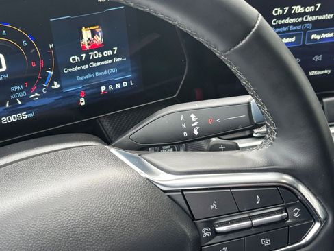 Used 2025 Chevrolet Equinox LT image 37