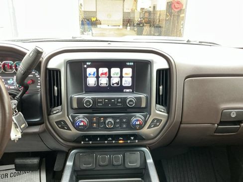 Used 2015 Chevrolet Silverado 2500 LTZ w/ Duramax Plus Package AWD/4WD image 17