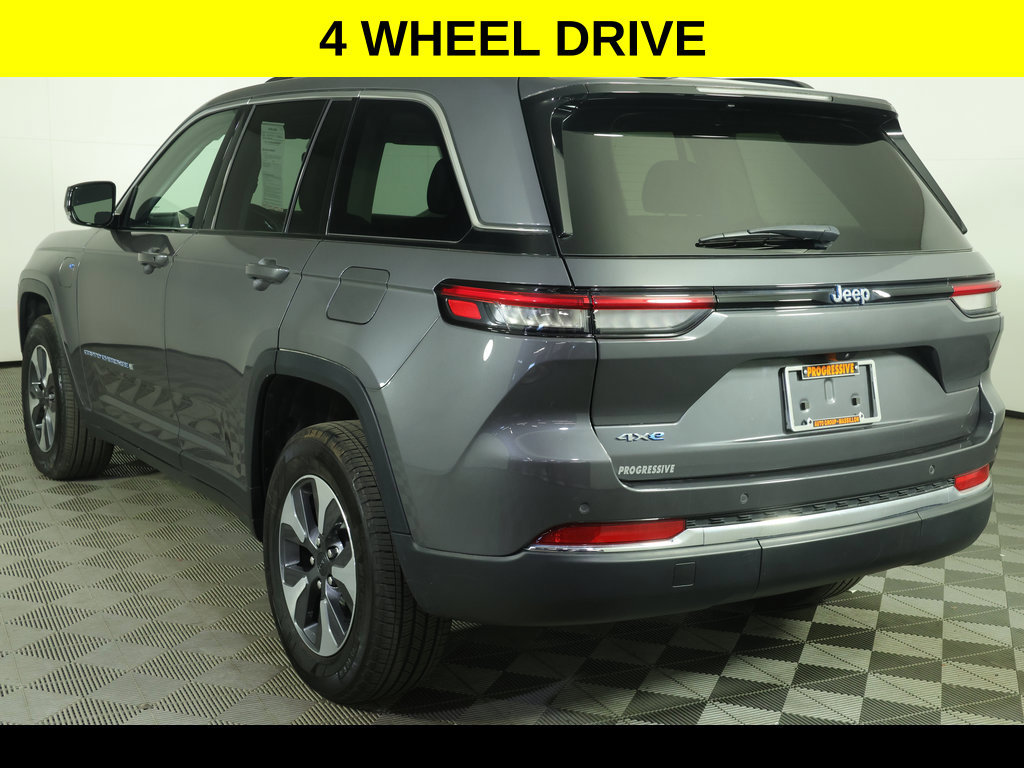 Used 2023 Jeep Grand Cherokee 4WD 4xe image 6