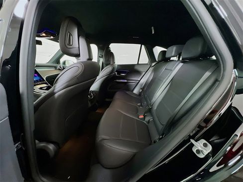 New 2025 Mercedes-Benz GLC 300 4MATIC image 22