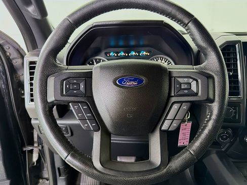 Used 2016 Ford F150 XLT w/ Equipment Group 302A Luxury AWD/4WD image 14