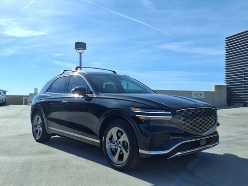 Certified 2026 Genesis GV70 2.5T Advanced image 8