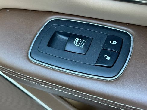 Used 2020 RAM 1500 Limited RWD image 22