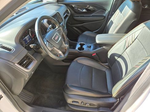 Used 2024 GMC Terrain AT4 AWD/4WD image 12