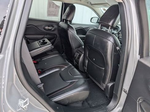 Used 2023 Jeep Cherokee Trailhawk w/ Trailer Tow Group image 26