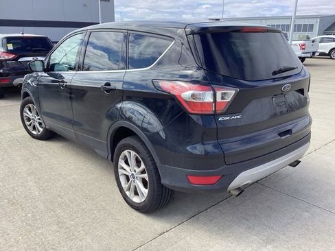 Used 2017 Ford Escape SE image 9