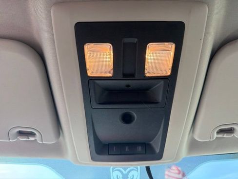 Used 2012 RAM 1500 Big Horn RWD image 23