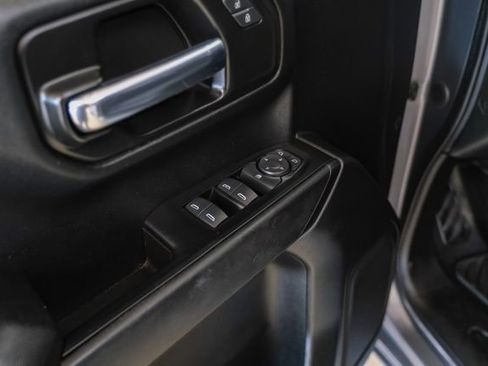 Used 2021 Chevrolet Silverado 1500 Custom Trail Boss w/ LPO, Dark Essentials Package image 40