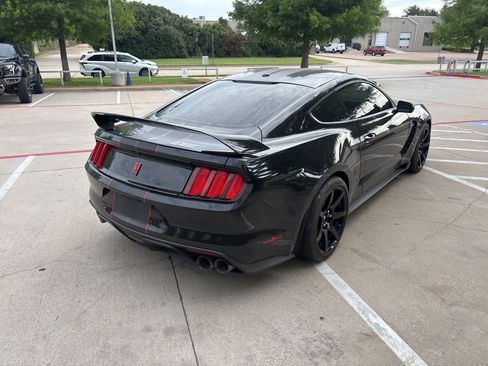 Used 2018 Ford Mustang Shelby GT350R w/ GT350R Equipment Group 920A RWD image 9