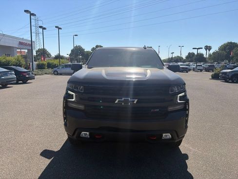 Used 2021 Chevrolet Silverado 1500 LT Trail Boss AWD/4WD image 2