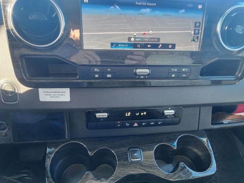 Used 2023 Mercedes-Benz Sprinter 3500 image 7