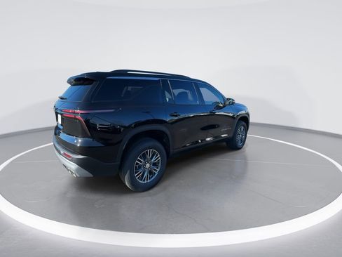 New 2026 Chevrolet Traverse LT image 8