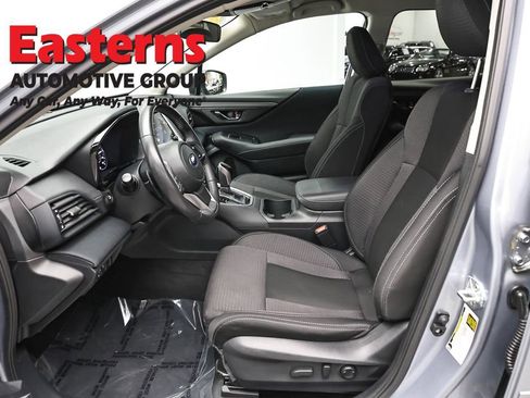 Used 2024 Subaru Outback Premium AWD/4WD image 14
