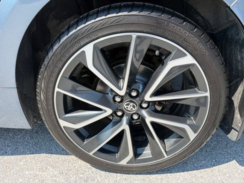 Used 2022 Toyota Corolla SE FWD image 9