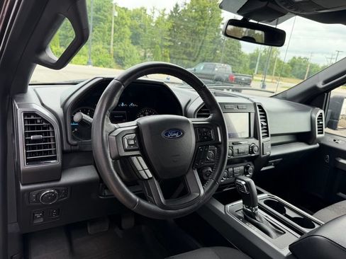 Used 2020 Ford F150 XLT w/ Equipment Group 302A Luxury AWD/4WD image 11