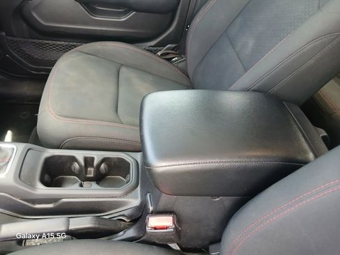 Used 2021 Jeep Gladiator Rubicon w/ Safety Group AWD/4WD image 5