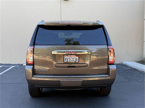 Used 2016 GMC Yukon Denali w/ Open Road Package AWD/4WD image 5