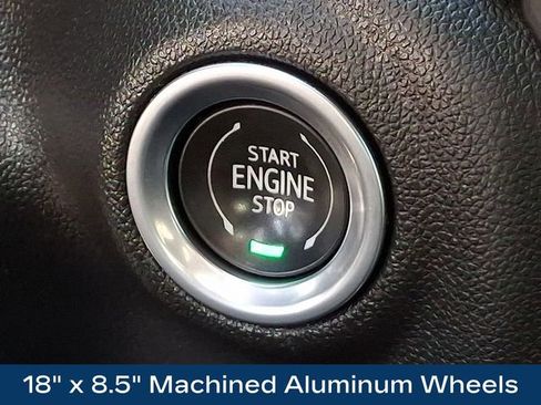 Used 2022 GMC Sierra 1500 AT4 image 30