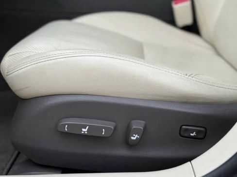 Used 2012 Lexus IS 250 w/ Premium Pkg Value Edition RWD image 14