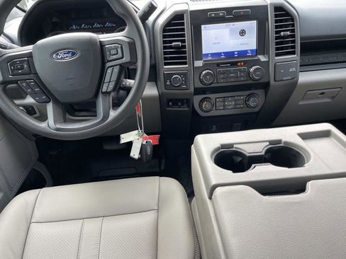 Used 2022 Ford F250 XL w/ Power Equipment Group image 14