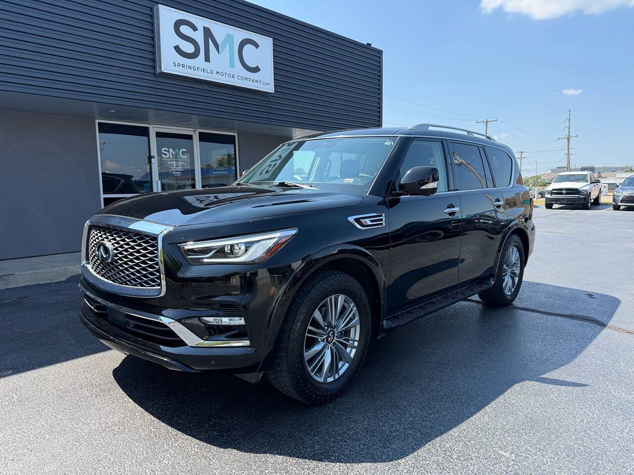 Used 2021 INFINITI QX80 Luxe AWD/4WD image 1