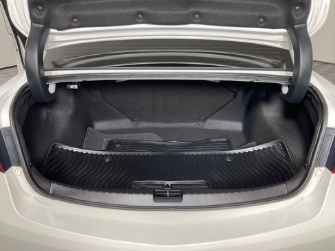 Used 2018 Acura ILX w/ AcuraWatch Plus Package FWD image 11