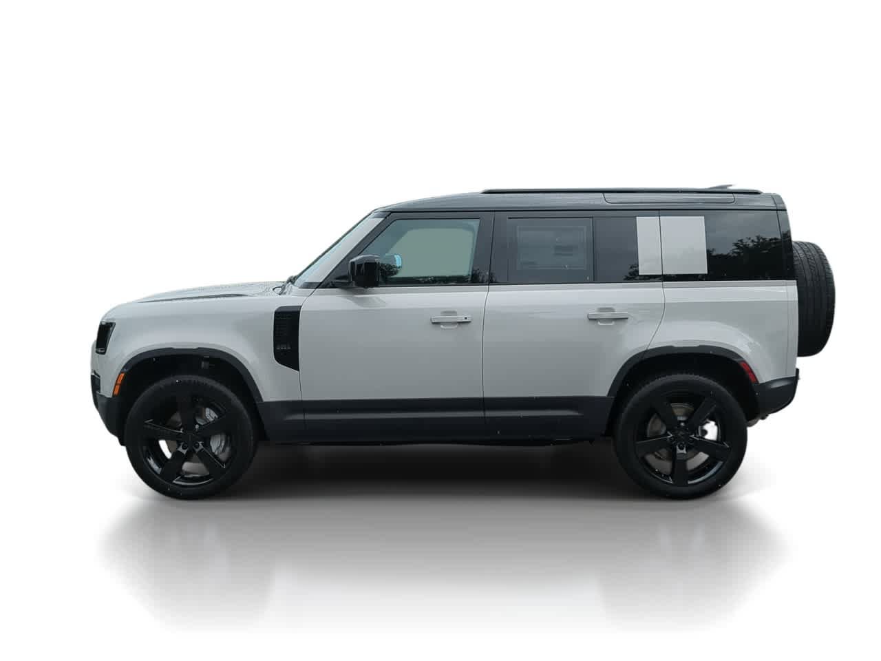 New 2026 Land Rover Defender 110 S AWD/4WD image 5