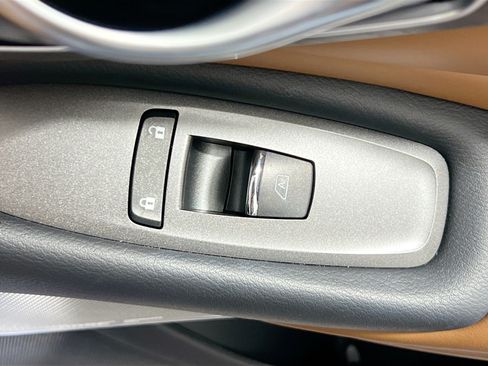 Used 2023 INFINITI Q50 Sensory RWD image 31