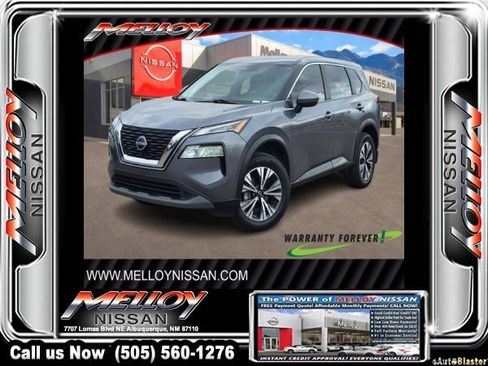 Used 2022 Nissan Rogue SV image 1