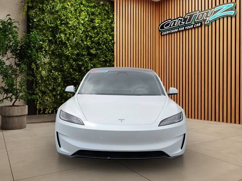 Used 2024 Tesla Model 3 Performance AWD/4WD image 15