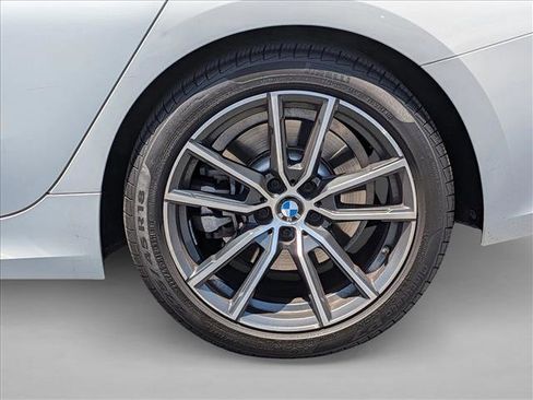 Used 2020 BMW 330i Sedan w/ Convenience Package RWD image 14
