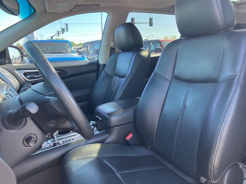 Used 2016 Nissan Pathfinder Platinum AWD/4WD image 31