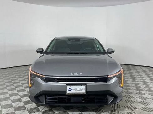 Used 2025 Kia K4 FWD image 2