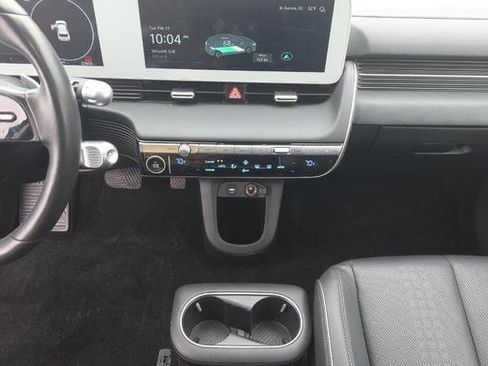 Used 2024 Hyundai Ioniq 5 Limited image 14