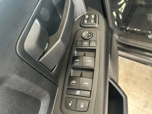 Used 2024 RAM 3500 Tradesman w/ Chrome Appearance Group AWD/4WD image 24