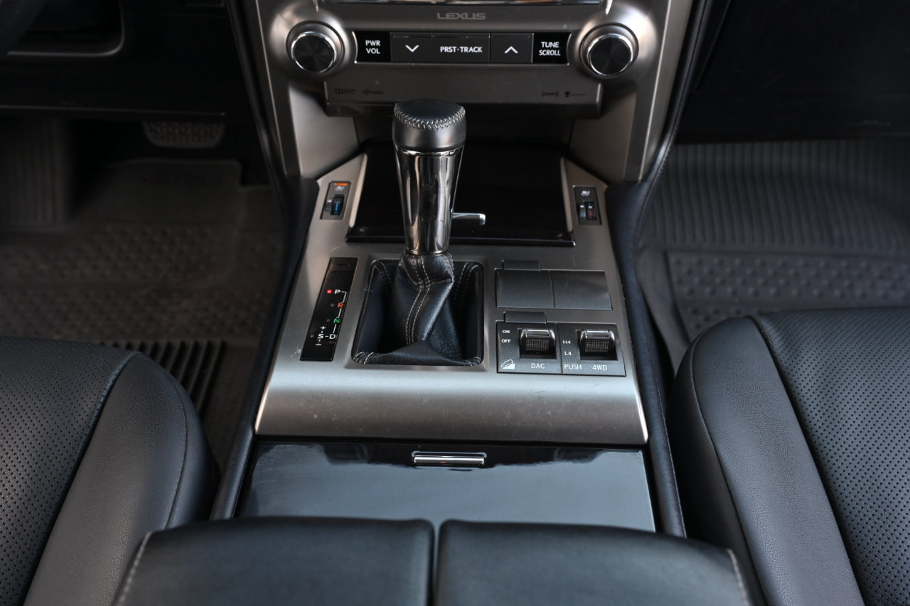 Used 2018 Lexus GX 460 w/ Navigation Package AWD/4WD image 36