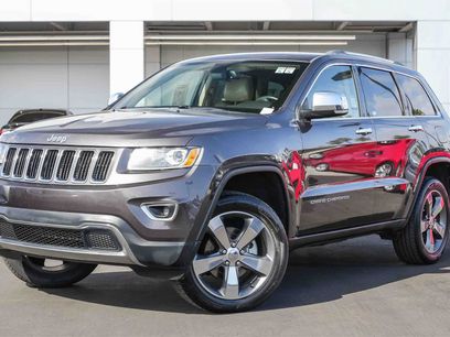 Used 2015 Jeep Grand Cherokee Limited w/ Trailer Tow Group IV