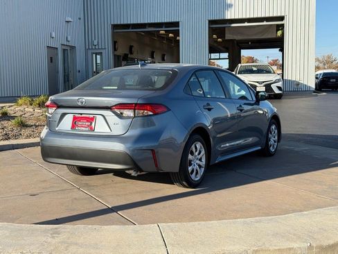 Certified 2025 Toyota Corolla LE image 5