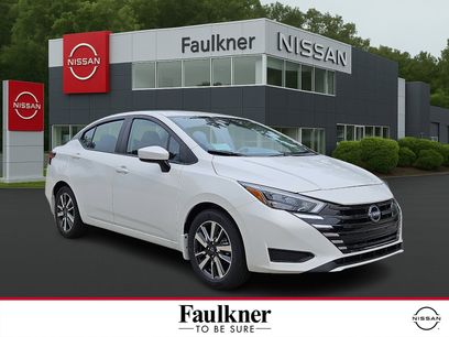 New 2025 Nissan Versa SV w/ Trunk Package